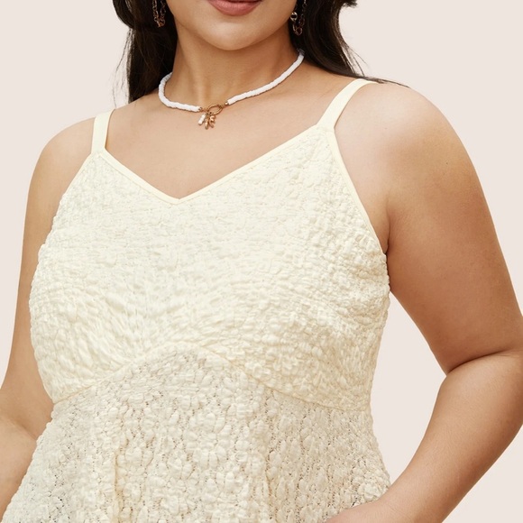 BloomChic Plus Size 2XL Solid Textured Ruffle Hem Cami Top us18-20 - Picture 3 of 7